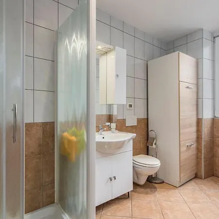 Гостевой дом Complex Iris Пореч