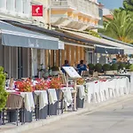 Complex Iris 3* Poreč