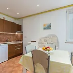 Complex Iris 3* Poreč