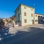 Complex Iris 3* Poreč