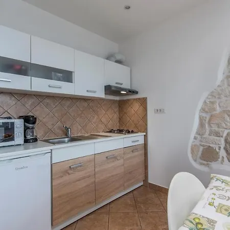 Complex Iris 3* Poreč