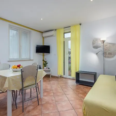 Gasthuis Complex Iris Poreč