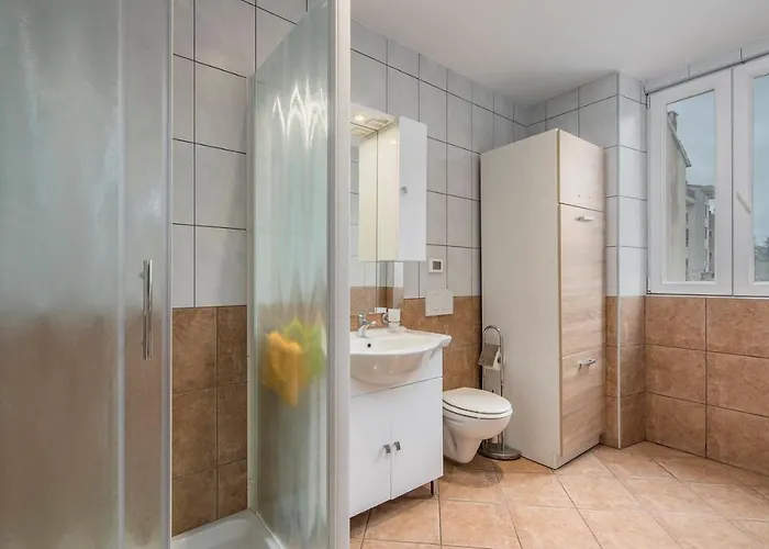 게스트하우스 Complex Iris 포레치